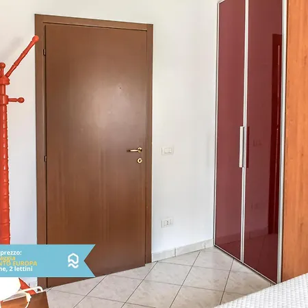 Rs315 - Marcelli, Bilocale In Fronte Mare